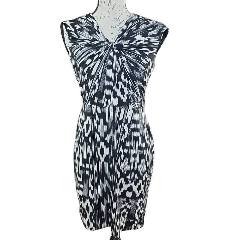 Donna Ricco Women's Size 6 Petite Black Cream Print Knot Front Above Knee Dress